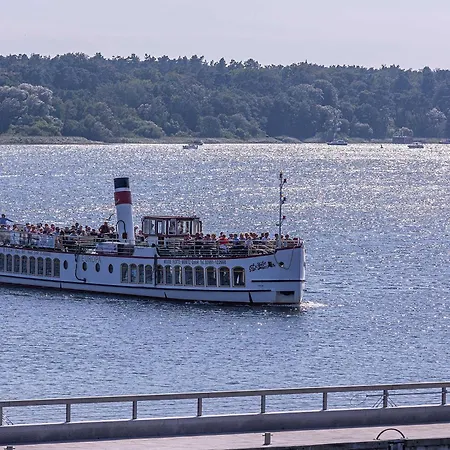 Gaenseblume - Charmante Mit Terrasse Und Garten * Waren (Mueritz)